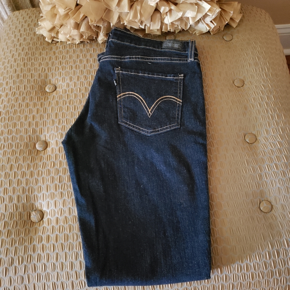LEVI jeans - Picture 2 of 4